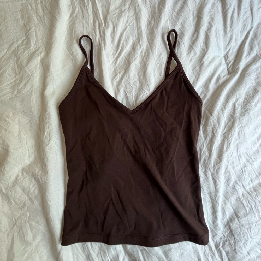 Garage brown tank